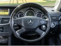 Mercedes Benz E300 3.0 Avantgarde Sports with Comand Online W212  ปี  2011 รูปที่ 4